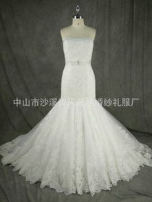2014 新娘抹胸 時(shí)尚蕾絲拖尾婚紗禮服