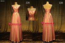 【禮服/婚紗\禮服定做\婚紗定做\廣州婚紗禮服加工廠】226,價格,報價,種類、品牌,廠家,供應(yīng)商,何土生個體經(jīng)營-廣州憬萊婚紗 - 產(chǎn)品庫 - 阿土伯交易網(wǎng)