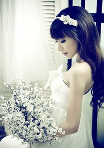 100件婚紗 100枚鉆戒 完美的婚禮